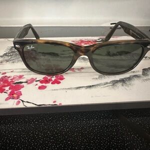 Ray-Ban New Wayfaber